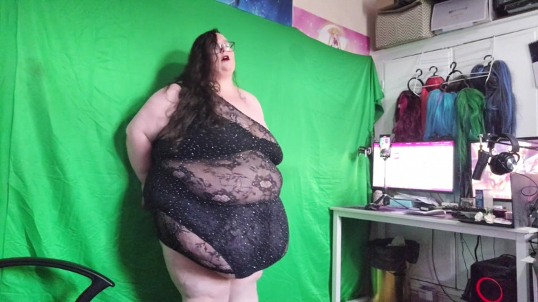 SSBBWLadyBrads: Movimenti sensuali e spogliarello sSBBW