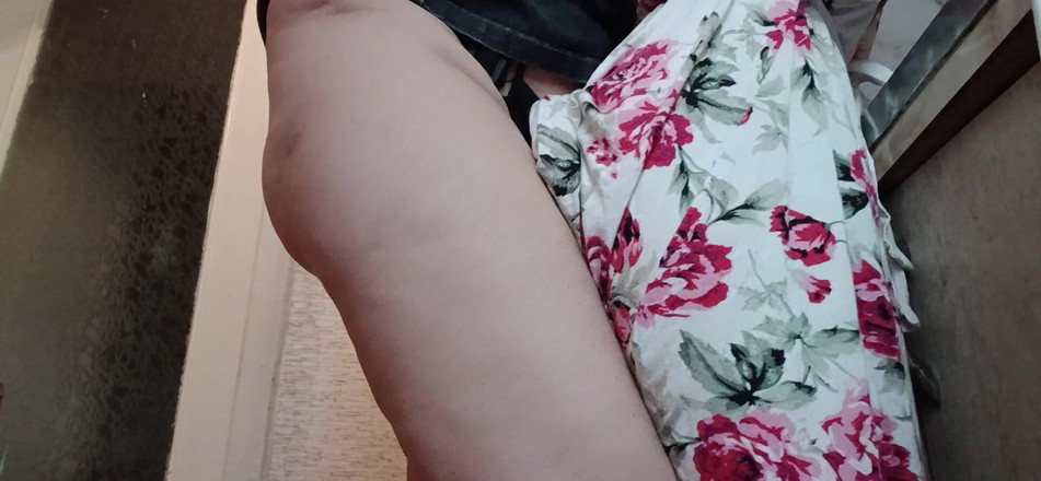 Lesbian-illusion: Ma maîtresse me baise quand son mari est au travail