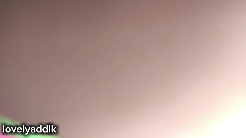 Lovelyaddik: Ibu Tiri Suka MenontonNya Di Bawah Selimut