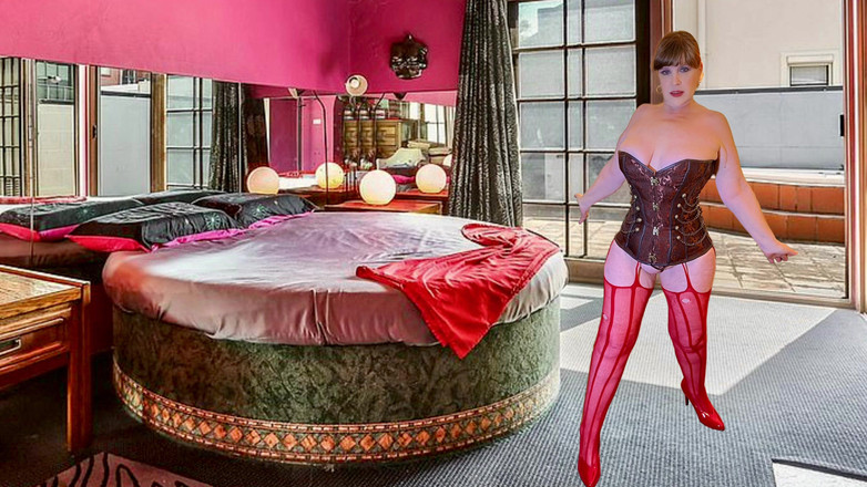 Carmen Angel: Nine melek: yarak emiyor, göt deliğini parmaklıyor yaşlı sürtük