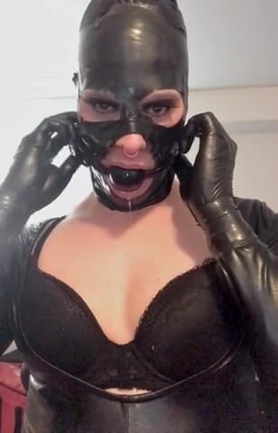 Sabrina Sissy: Sabrina sissy fetish latex mask and gag ball