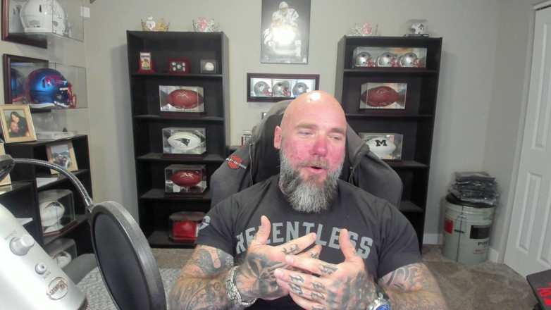 Raw and Uncensored with Masculine Jason: Вещи, которые должна услышать каждая женщина!