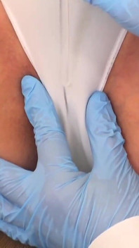 Diario di un dottore che palpa la figa attraverso mutandine ultra-sottili 2