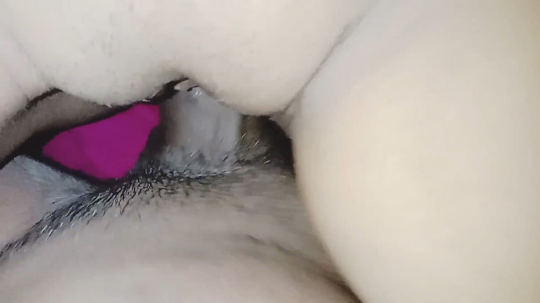 NixLeno: Rychlý sex s mojí sexy nevlastní sestrou, She's růžová kundička...