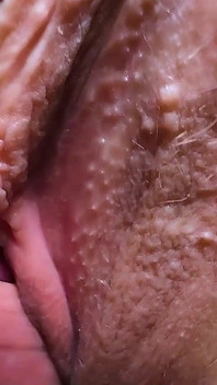 Stapdad A spus: Haide, nu fi timid! Pârțuri în nasul meu încet!