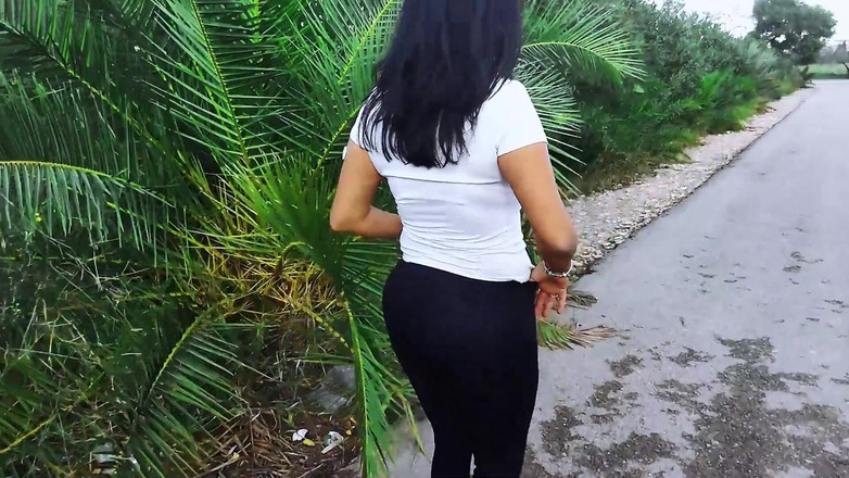 Mayay Thor X: Lost in the Bush (茂みの中で見知らぬ人が私を助けます。