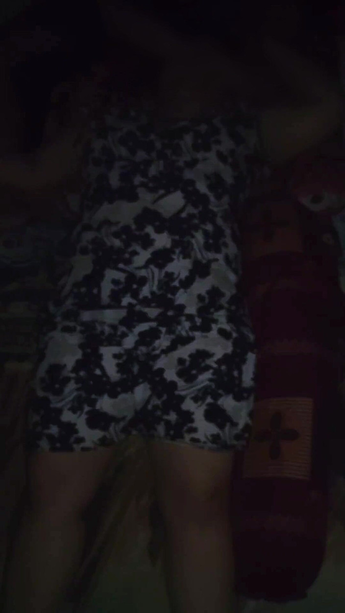 my_wife_chubby: Massage Neighbor's Wife Who Has Natural Big