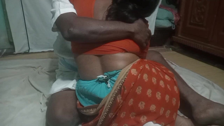 Desi Sathiya: Indian desi tamil hot body village bhabhi scopata duro