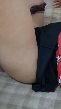 Japonská služka sex bos saje velkého čůráka