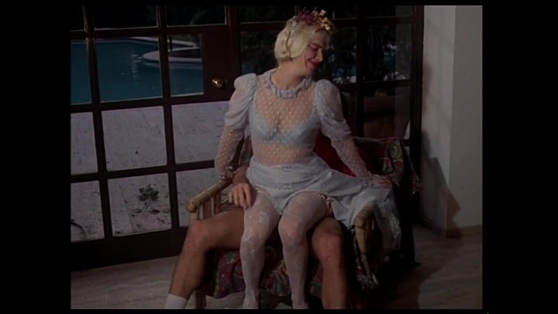 XTime Vod: John Holmes versus Ilona Staller - (film original complet în HD)