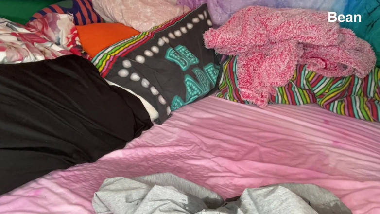 Alice Bean: Compilación de mojar la cama