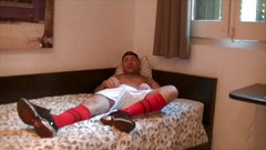 Gaybareback: Ricky Blue操肌肉发达的法国底部