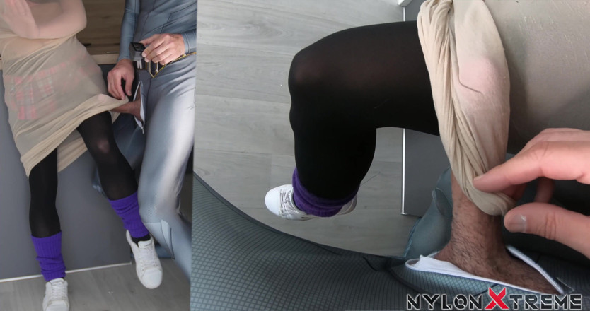 Nylon Xtreme: Katy geneukt onder cocon encasement nylon