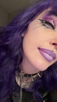 Pretty Face & a Fat Ass