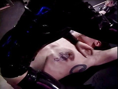 Project Femdom: Sexy paní Lola kape horký vosk na tělo svých otroků