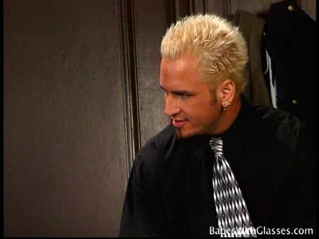 Kick Ass Pictures: Transmisión de película de Mariah Cherry de Specs Appeal