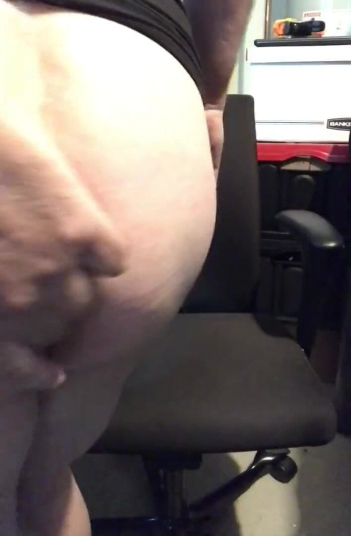 Kinky horny gay bois: Hloupá sissy boi šuká a sprostě šuká a talsk