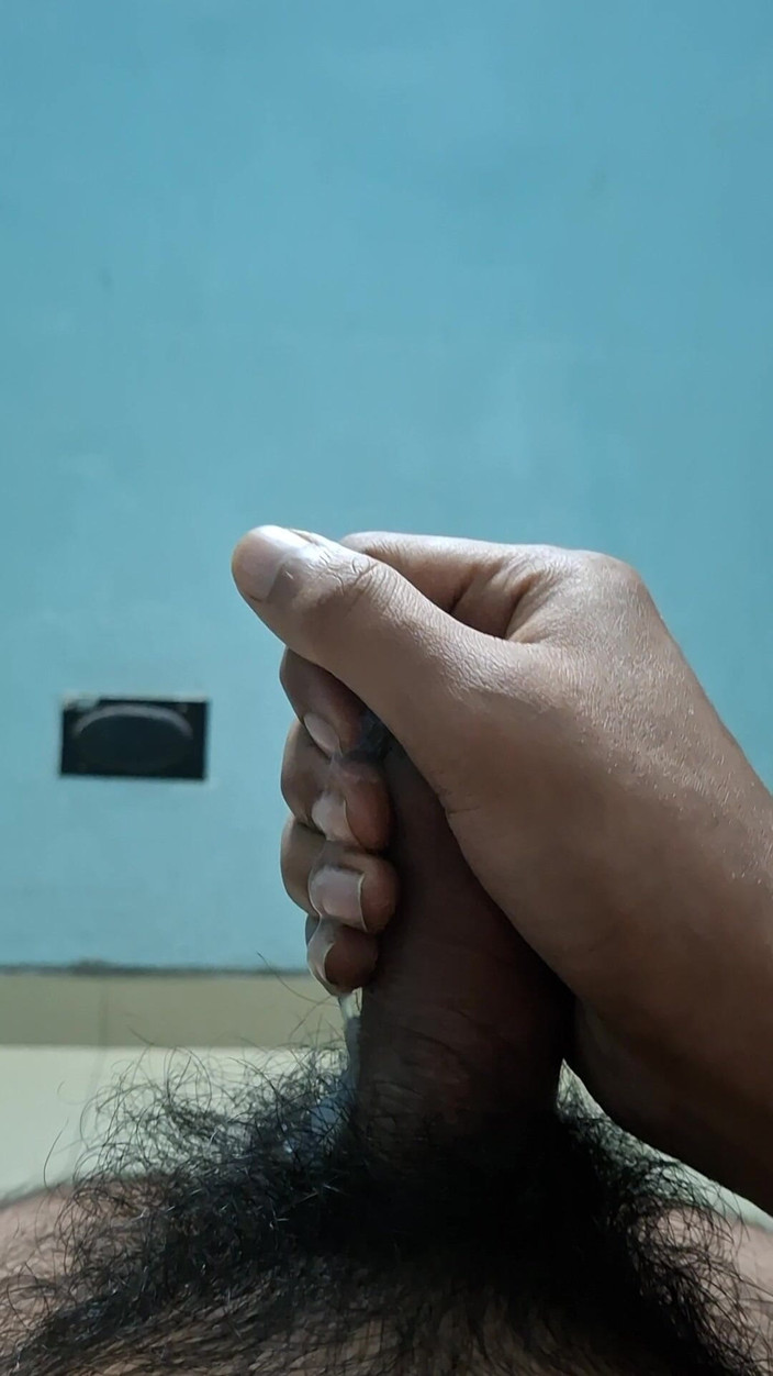 Closeup hero: Sụt cu ướt át