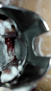 Výstřik na obličej, creampie, anální zrcátko, bukkake