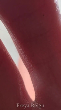 A călcat accidental de Dirty Giantess Feet POV