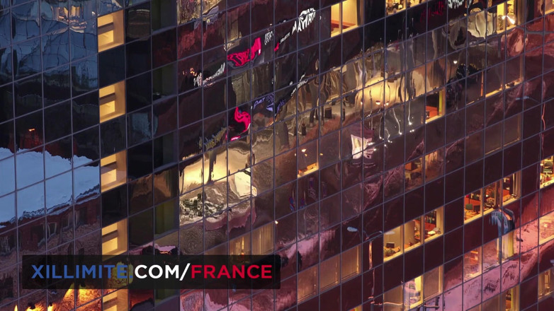 Made In France: Sex anal la birou cu paznicul