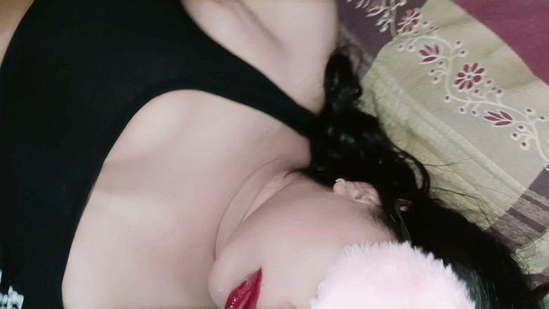 Sexy_girl_nehu: Deglutizione di sperma video l'arrapata neha bhabhi - è davvero una regina...