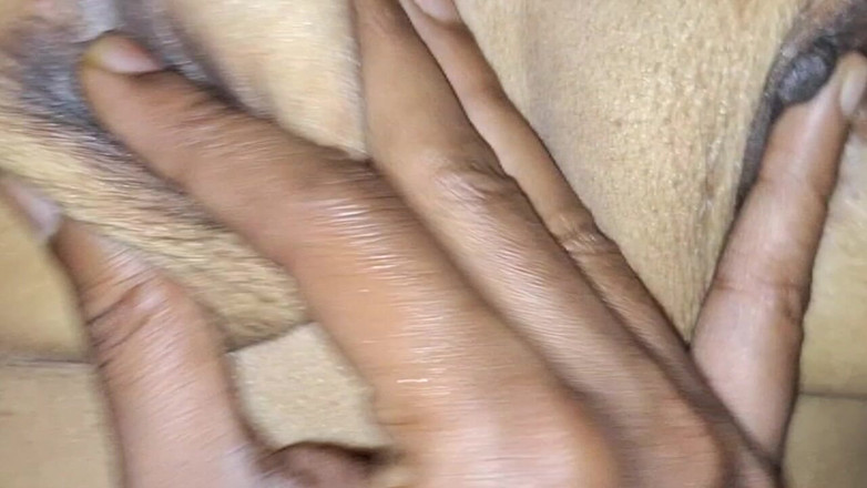 Wifeee: Nuevo video de servicio corporal, culo y coño. Último video de...