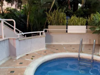 Molly Smith: Sex in the Pool