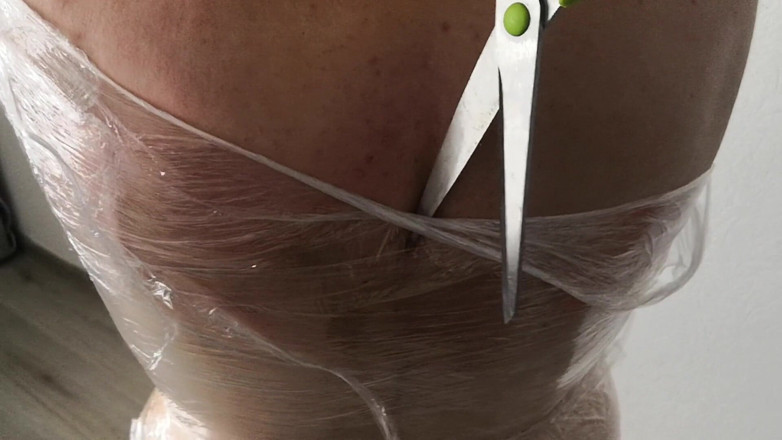 Bouncy Tits Action: Wrap me in foil