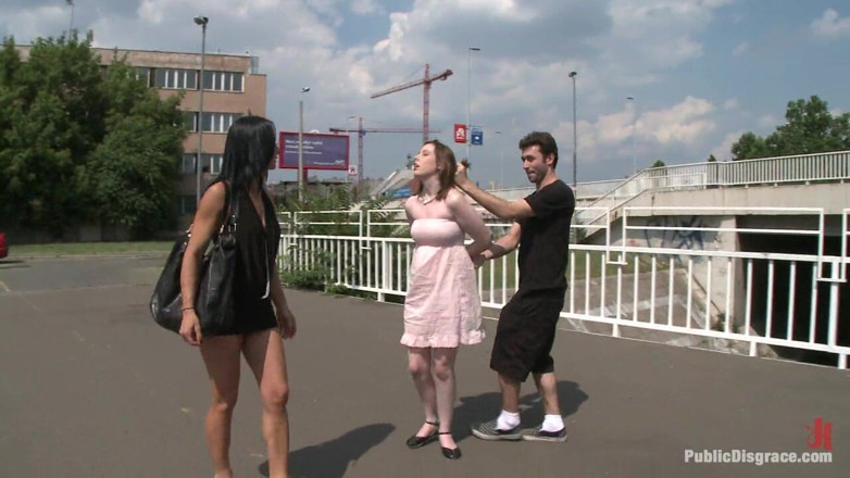 Public Disgrace by Kink: Sandra Romain kembali beraksi mendominasi submisif British yang tidak menghabiskan!!!