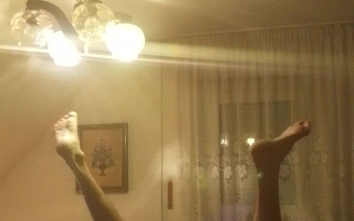 Lukboy92: あなたのペニスを私の中に入れてファックしてください