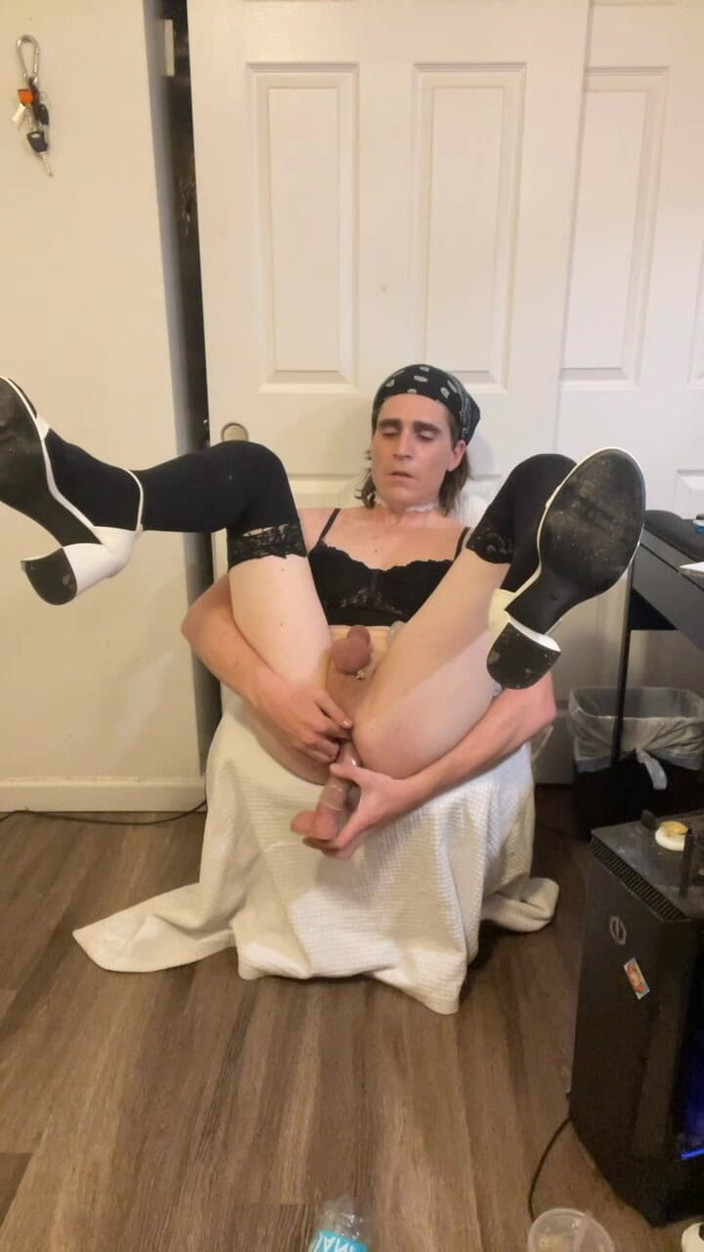 Jen Six: Sissy Jenp5088 retas i olika passformer