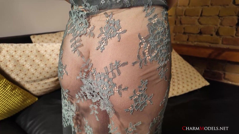 CharmModels: Nahoře bez glamour video relace s blonďatou Nico s malými...