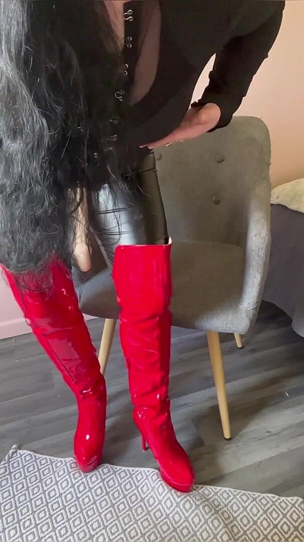 Maitresse Clara: Jag hjärntvättar dig