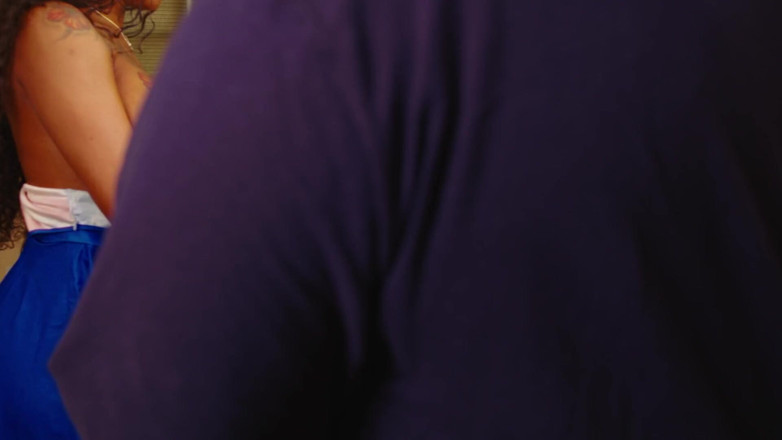 Sluts Around Town: Amigo kız büyük sulu götüyle yıldız oyun kurucuyu motive ediyor