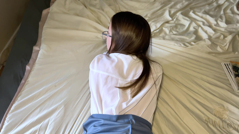 niiikey: Sexy nová stážistka je ošukána