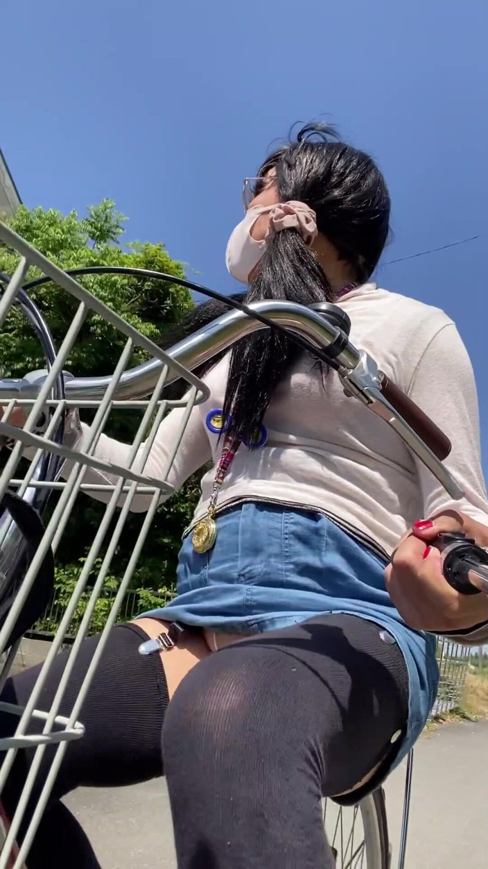 megu2002: No. 229 Early Summer Cycling with My Pussy on Display