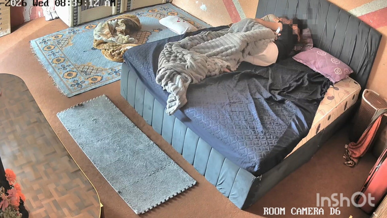 James fucker: Deel 5 ging tijdens de zomervakantie naar Bhabhi's huis en geniet...