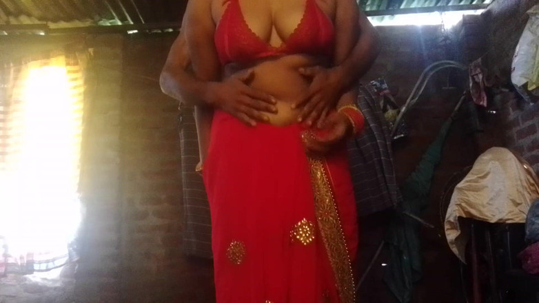 Soni sk: Indian Deshi Stepmom and Stepson Rial Fuking Homemade Video