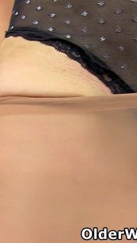 Cleaning MILF Lady Sextasy Goes on a Masturbation Spree