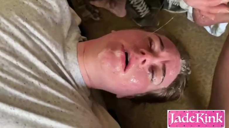 Jade Kink: Глотка для настоящей сексуальной подруги, огромный член