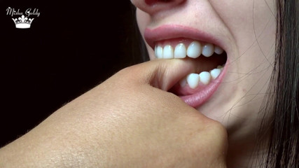 Goddess Misha Goldy: Hard biting of male fingers and arm