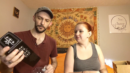 Sin Spice by Sophia Sinclair and Jasper Spice: Logyny si cewek sange ini lagi asik muasin memeknya pakai...