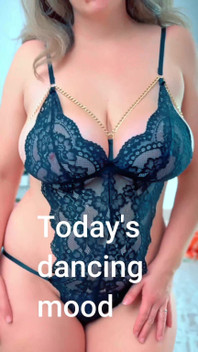 PAWG Wife with a Huge Bum and Beautiful Lingerie