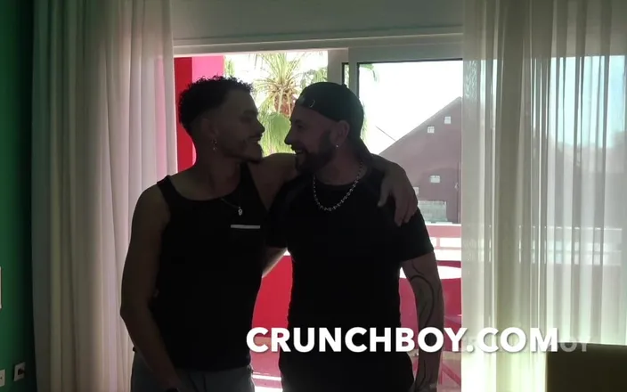 Fun raw sex with straight curious: Jess Royan Fucked by Straight Latino in Maspalomas