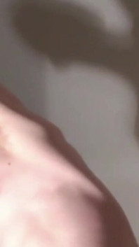 XXL 아랍 자지에게 따먹히는 프랑스 돼지