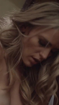 Kayden Kross svádí Ryana k neuvěřitelným orgasmům při lízání kundičky