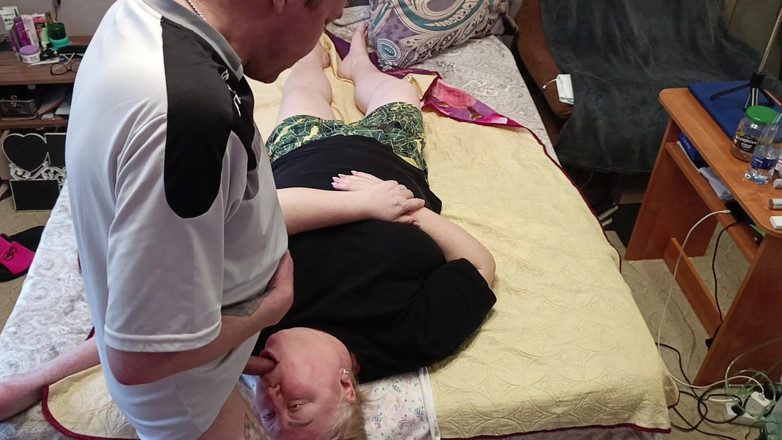 Zona901: Ich wichs meinen schwanz und ficke meine stiefmutter in meinen...