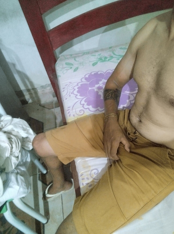 Ponte X: Я скористався можливістю мастурбувати, коли моя дружина пішла з дому