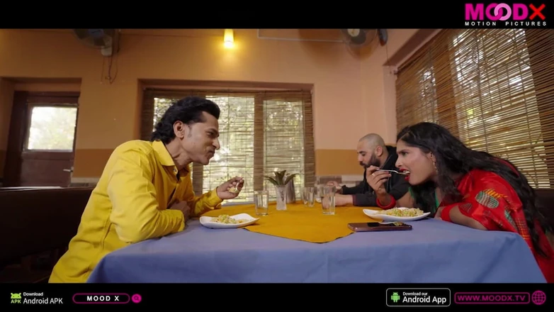 Mood X VIP: Pár hardcore drsný sex s nespokojenou manželkou